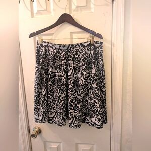 Adrienne Vittadinni White/Black Ponte Print Stretch Circle Skirt